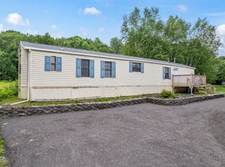 7 Penny Ln, Sabattus, ME 04280