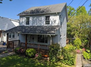 132 Jefferson Ave, Cresskill, NJ 07626