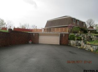 32 Caridi Dr, Catskill, NY 12414