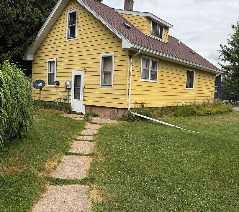 1st image of 501 N 3rd St