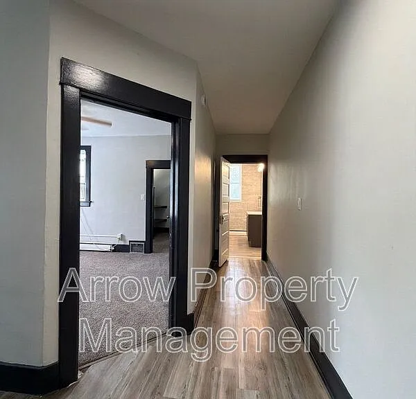 4602 Saint Paul Ave #3 — Photo 5