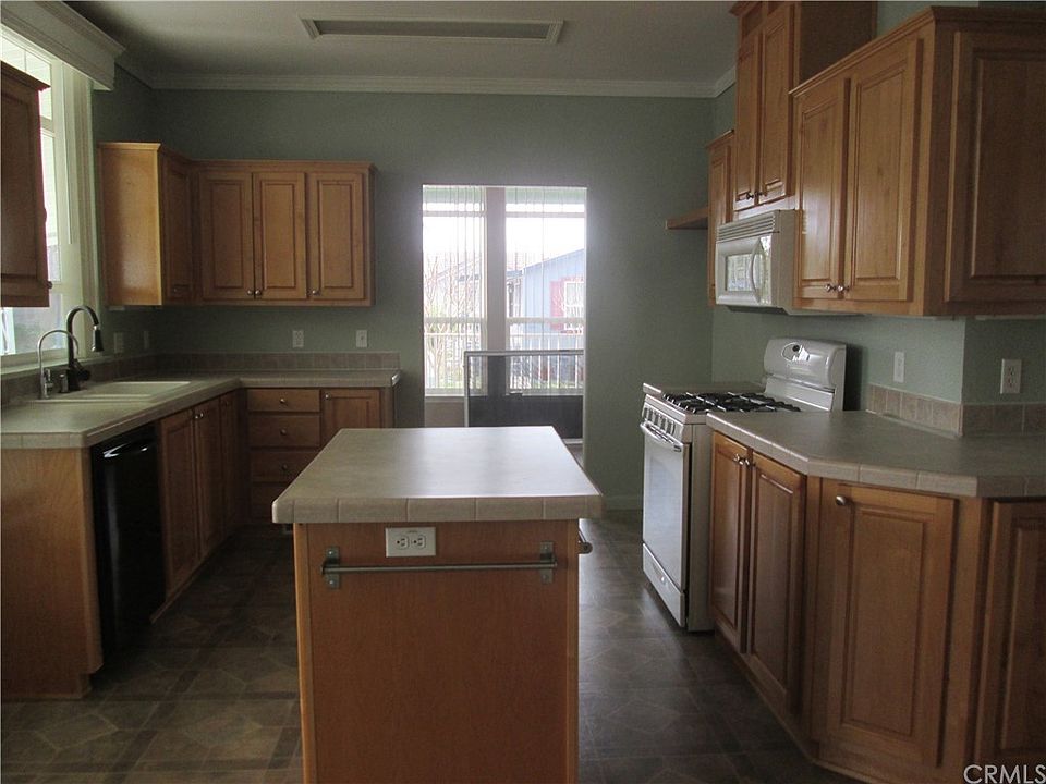 1584 Duke Dr, Livingston, CA 95334 Zillow