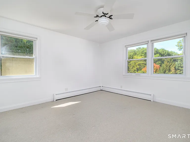231 Flax Hill Rd #1 — Photo 12