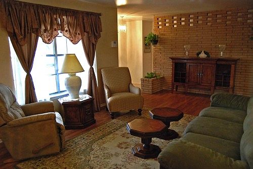 4th image of 11318 Dreamland Dr