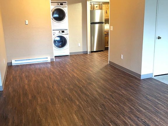 3rd image of 953 S Keller St #6948004
