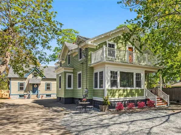 201 Congress Ave, Providence, RI 02907