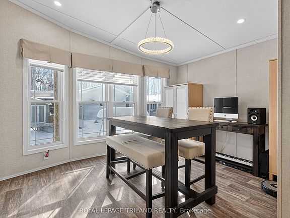 4th image of 22790 Amiens Rd #56