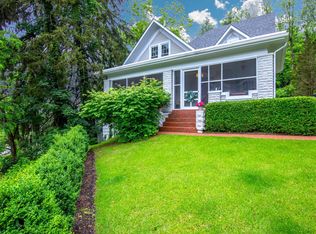 143 Thresher St, Granville, OH 43023