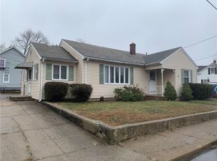 39 Pond St, West Warwick, RI 02893
