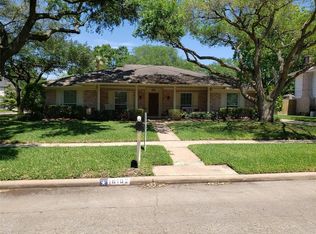 18102 Oakhampton Dr, Houston, TX 77084