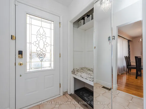 13 Cumberland Dr, Brampton, ON L6V 1W5