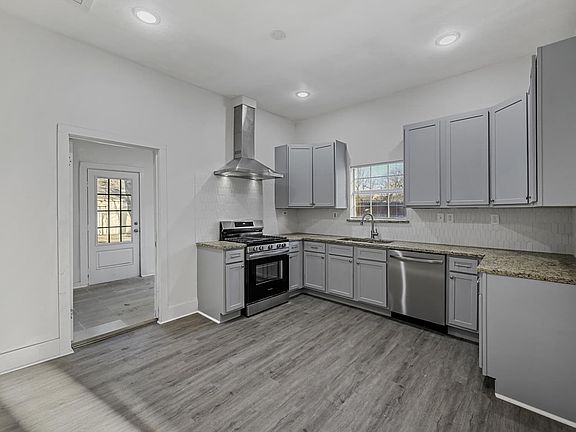 5th image of 2411 Peabody Ave