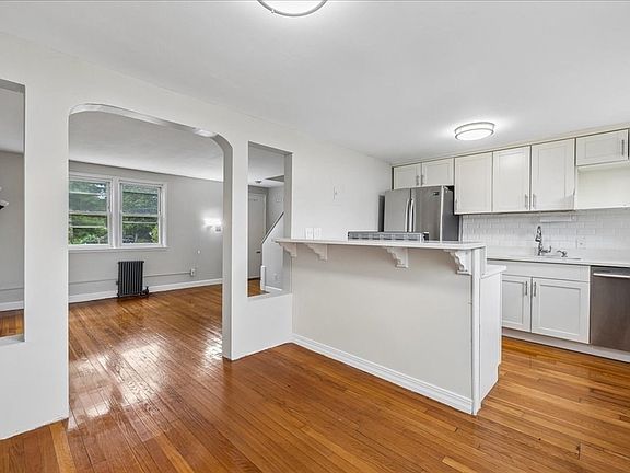 5th image of 48 Newman Rd #48