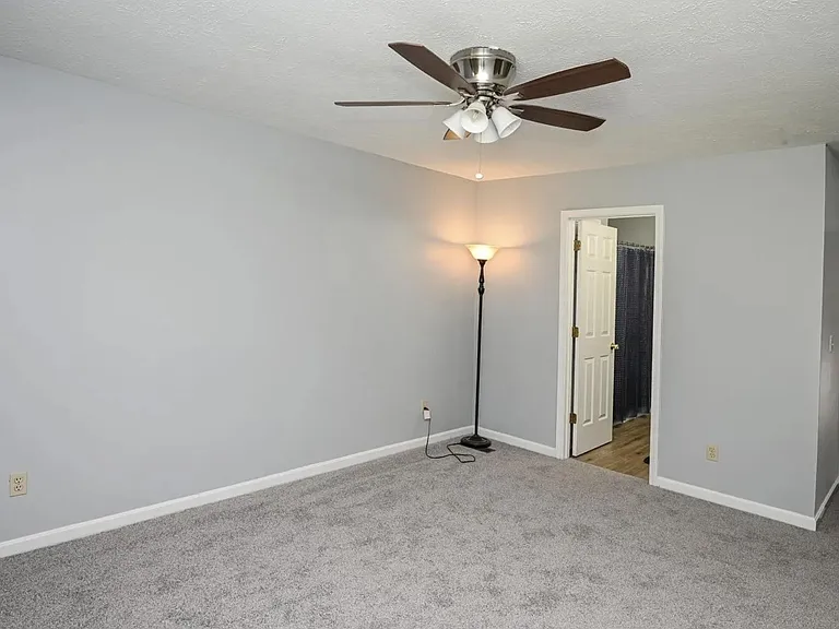 306 Glenwood Ave — Photo 16