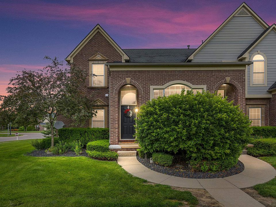1st image of 1309 W Crystal Cir