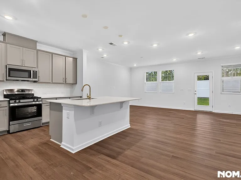 104 Tree Moss Ct — Photo 20