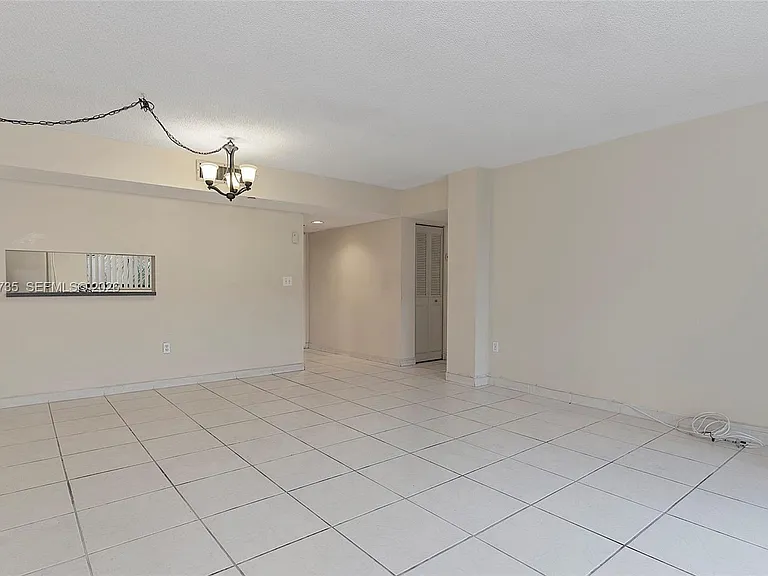8760 SW 133rd Avenue Rd #301 — Photo 14