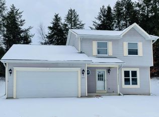 1605 W Wind Dr, Rhinelander, WI 54501