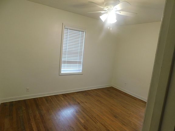 4th image of 204 Willard Ave