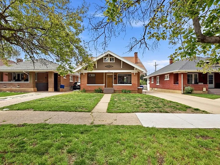 2541 Brinker Ave — Photo 1