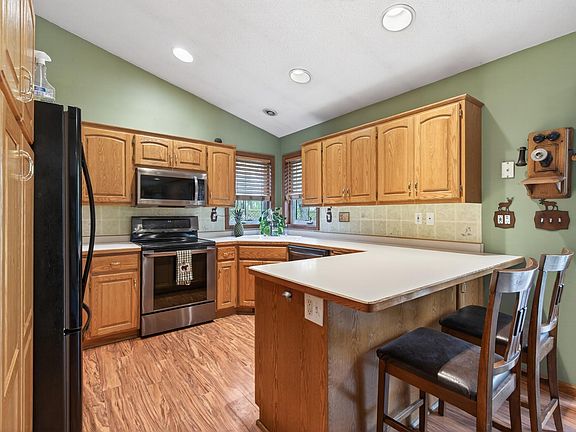 4th image of 18225 178th St NW