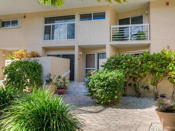 3rd image of 80450 Overseas Hwy APT 104