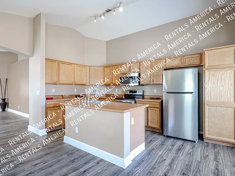 15827 W Yavapai St — Photo 14