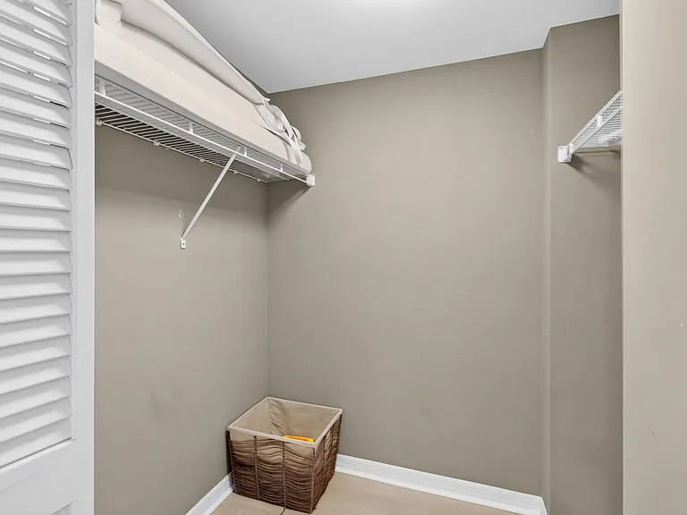 300 SE 5th Ave #6160 — Photo 38