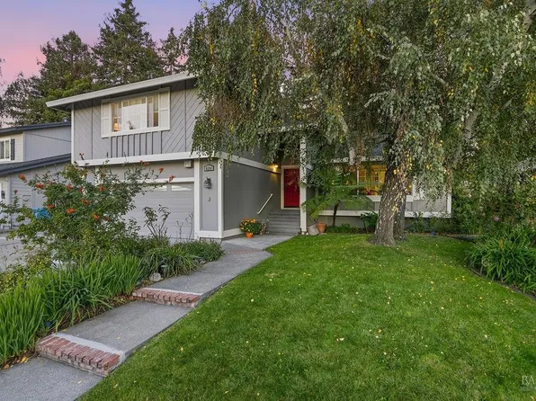 6190 San Gabriel Place, Rohnert Park, CA 94928