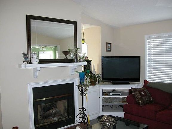 5th image of 1215 Glenleaf Dr