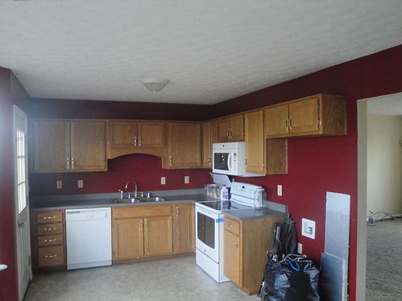 3rd image of 217 Lavista Dr