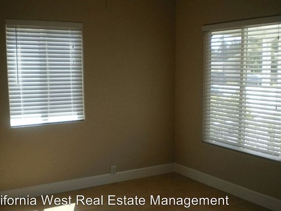 5th image of 320 E Foothill Blvd