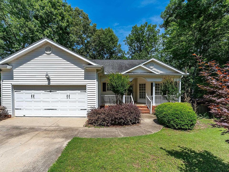 1st image of 107 Groveton Ct