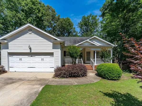 107 Groveton Ct, Simpsonville, SC 29681