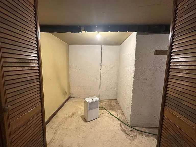 1321 Peaks St — Photo 37