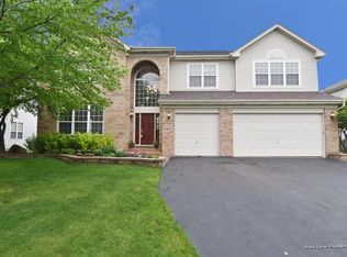 2156 Mark Cir, Bolingbrook, IL 60490