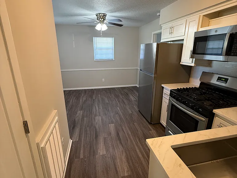 5802 Reeder St #5802 — Photo 6