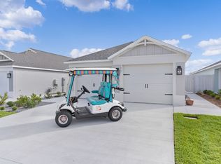 1047 Justin Mills Ct, The Villages, FL 34762