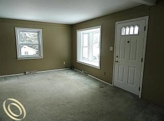 3rd image of 5834 N Aylesbury Dr