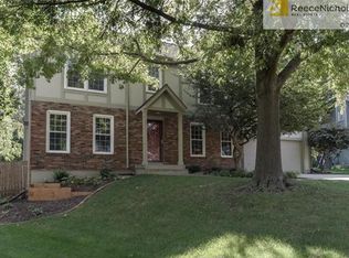 11421 S Northwood Cir, Olathe, KS 66061