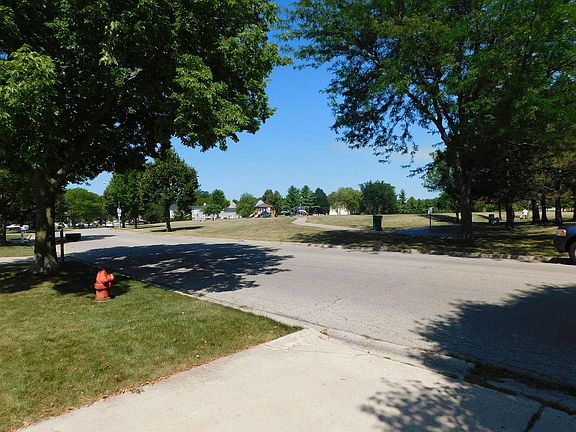 3rd image of 1855 College Green Dr