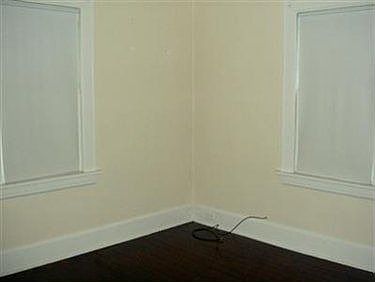 3rd image of 435 Westmoreland St