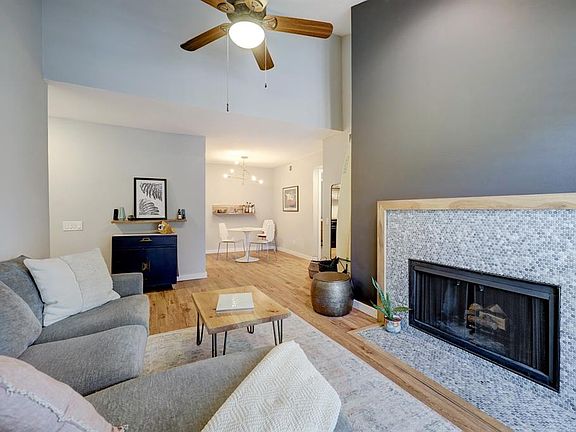 3rd image of 1860 White Oak Dr APT 242