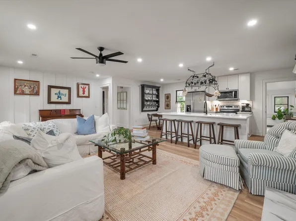 3589 Walter Dr, Johns Island, SC 29455