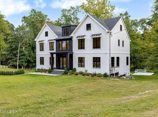 23 Laurel Rd, Stamford, CT 06903