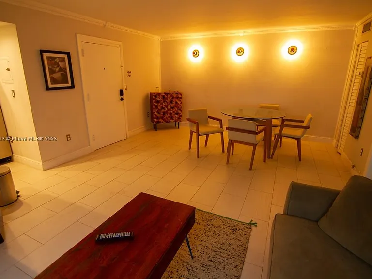 753 Michigan Ave #2C — Photo 19
