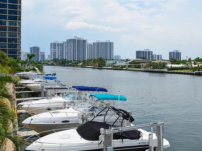 1950 S Ocean Dr #8K — Photo 38