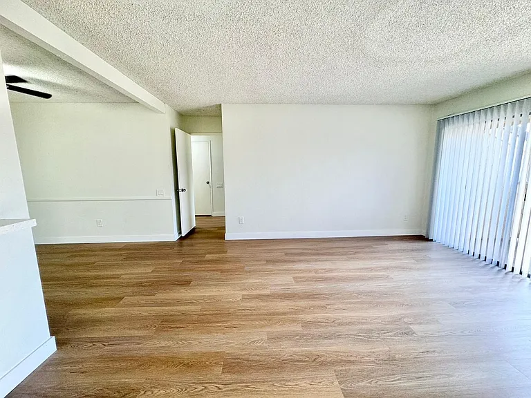Buena Vista Apartments — Photo 4