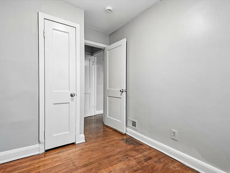 3914 Erdman Ave #1 — Photo 8