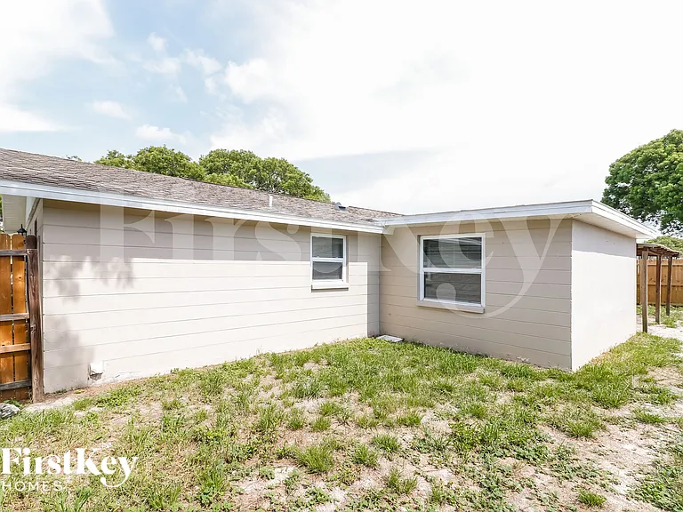 11221 Nome Ave — Photo 15